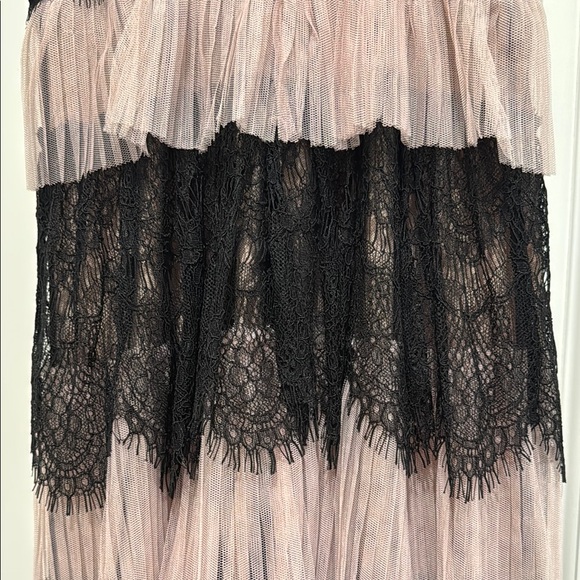 Marchesa Notte Black and Pink Lace Couture Dress - Picture 5 of 10